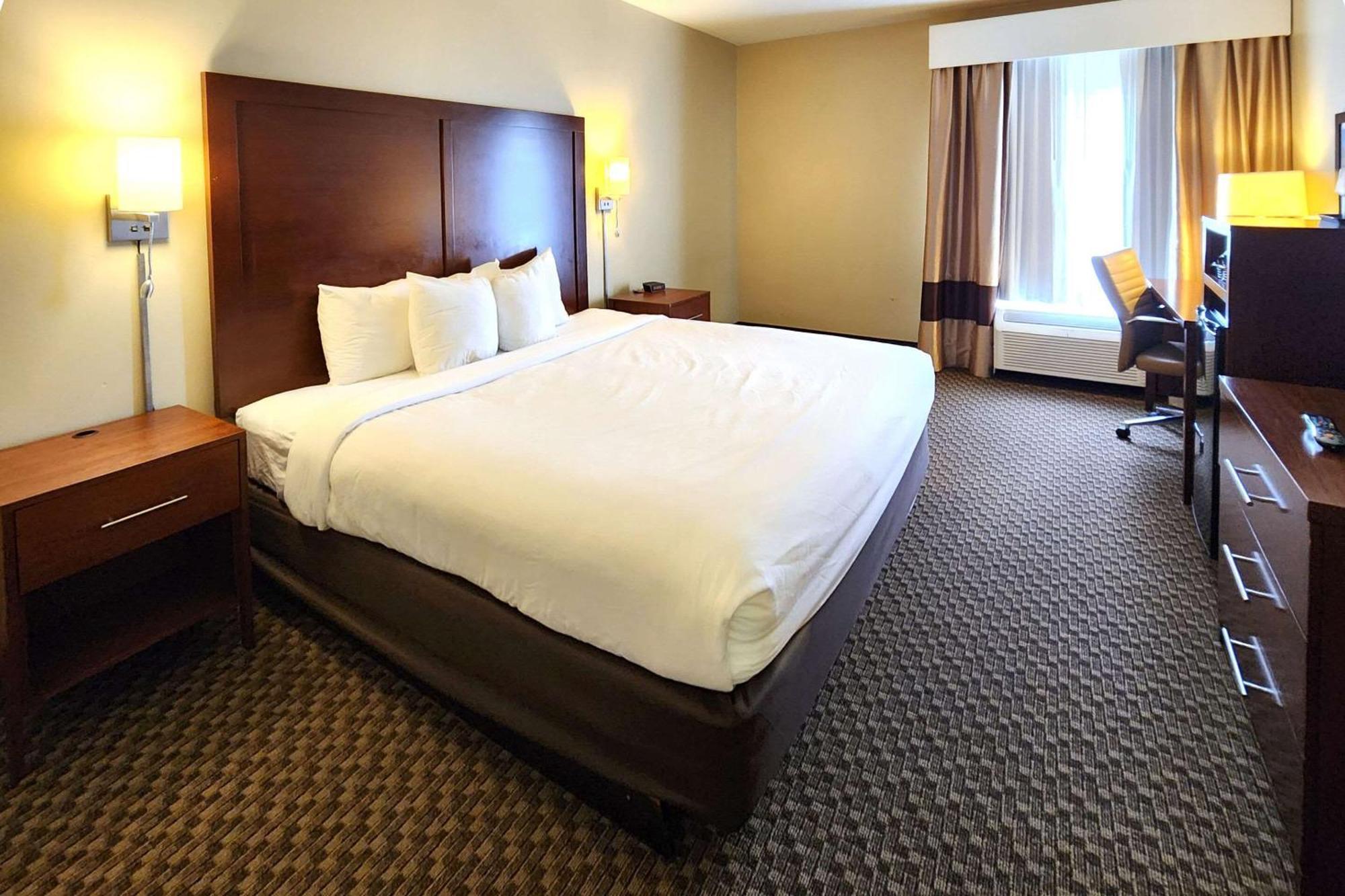 Comfort Inn & Suites Mount Pocono Εξωτερικό φωτογραφία