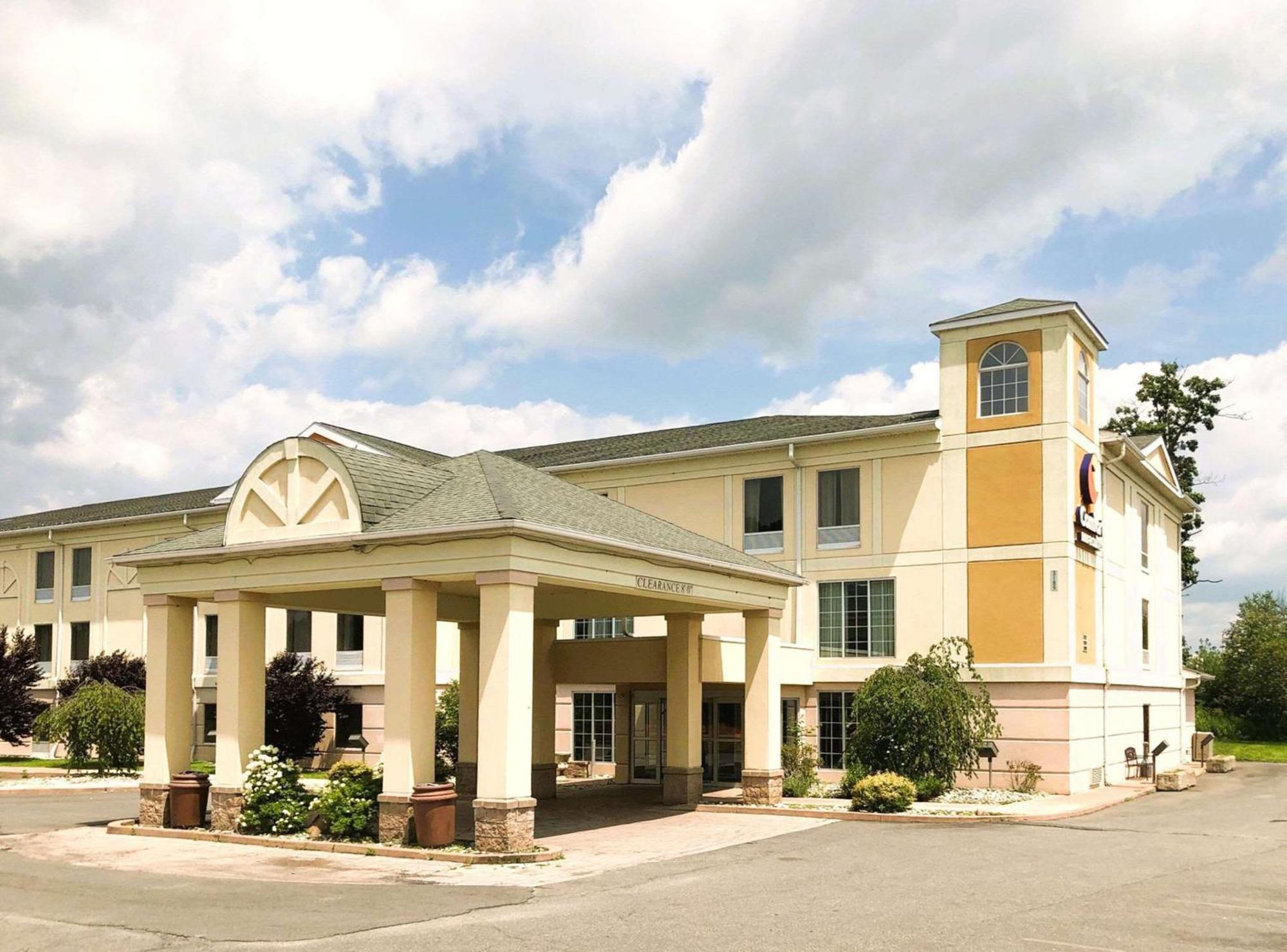 Comfort Inn & Suites Mount Pocono Εξωτερικό φωτογραφία